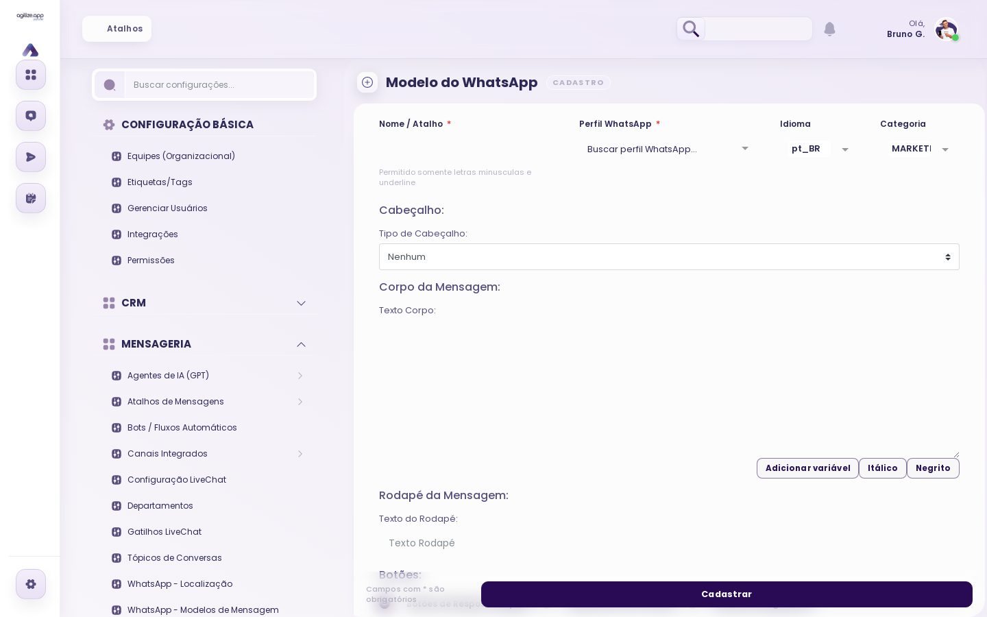 Tela de cadastro de modelo de mensagem WhatsApp com campos de nome, perfil, idioma, categoria, cabeçalho, corpo, rodapé e botões